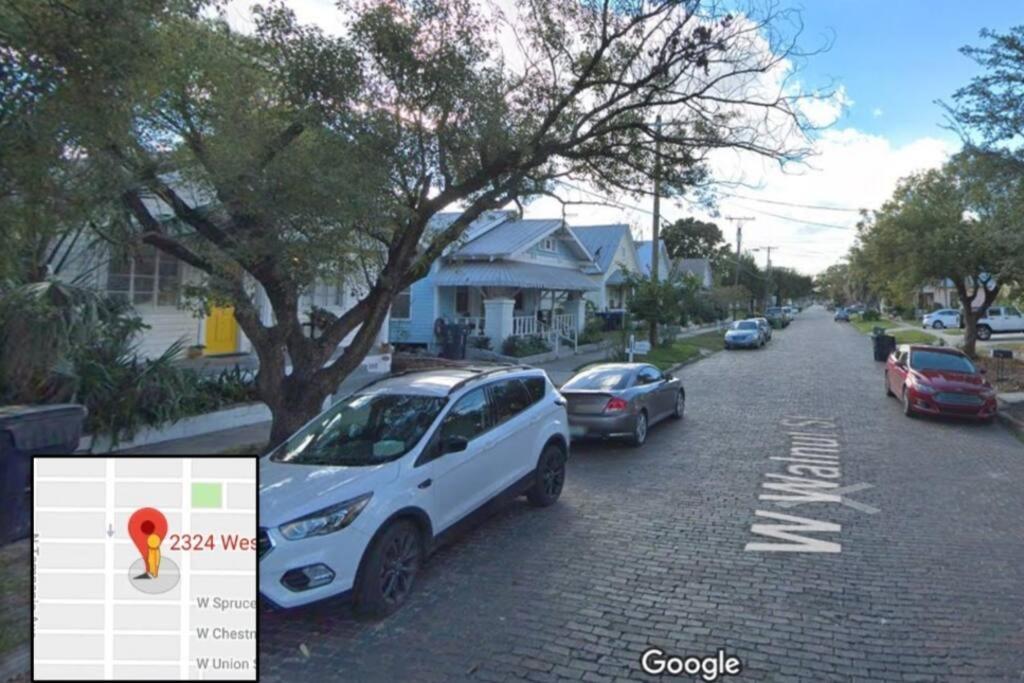 No Ho Yellow Door Bungalow 坦帕 外观 照片