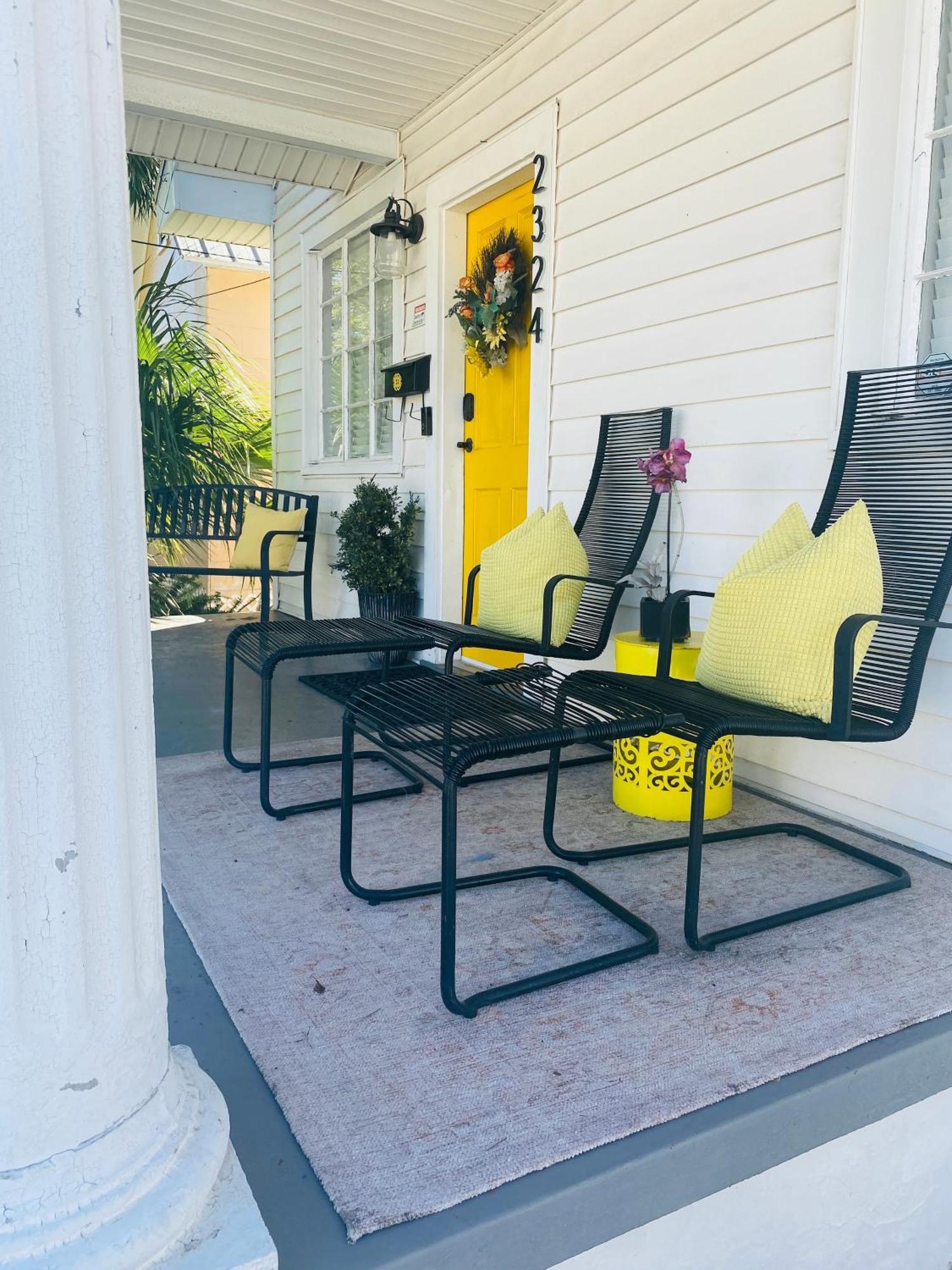 No Ho Yellow Door Bungalow 坦帕 外观 照片